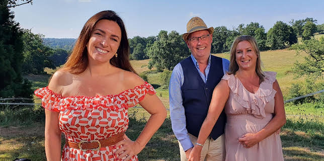 3:00 PM: A Place in the Sun | Channel 4 | 11/11 2025