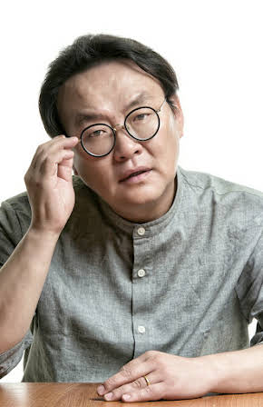 Soon-bae Cha as Driver Cha