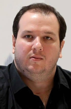 Şahan Gökbakar as 