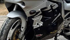 Equipo de restauradores: Chris