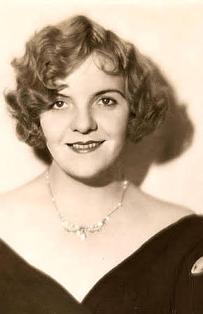 Winnie Lightner as Rosette LaRue