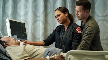 04:00: Chicago Fire (S6 E7) (S6) | Viasat Series | 10/29 2026