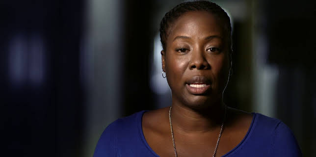 19:00: The Killer Beside Me (S1 E2) (S1) | Investigation Discovery | 11/5 2025