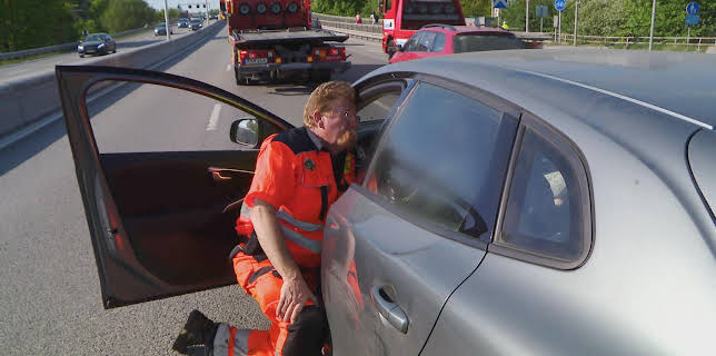 17:55: Vägens hjältar (S5 E7) (S5) | Kanal 9 | 2/23 2026