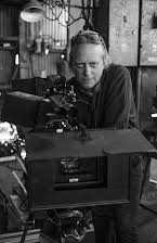 Oliver Bokelberg como Director