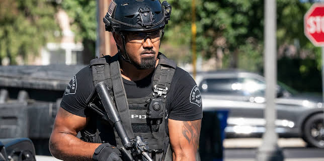 00:50: S.W.A.T. (S6 E9) (S6) | TV3 | 9/4 2025