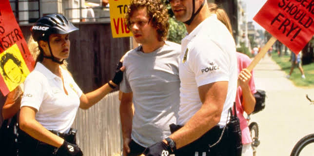 12:05: Pacific Blue (S3 E2) (S3) | TV6 | 3/12 2026