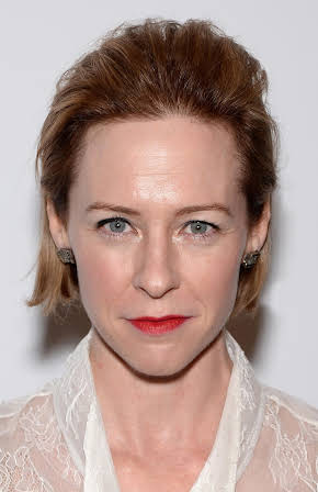 Amy Hargreaves as 