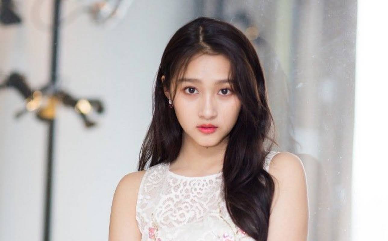 Guan Xiaotong