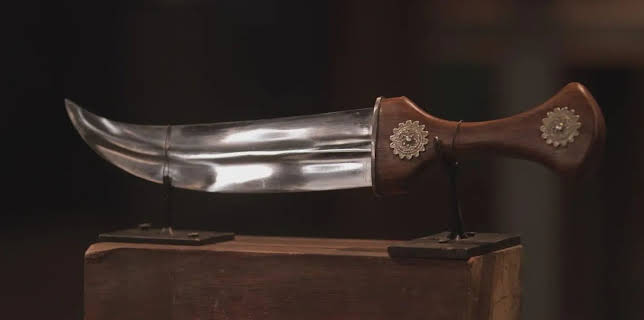 03:30: Wettkampf der Waffenschmiede | Kabel Eins Doku | 1/13 2026