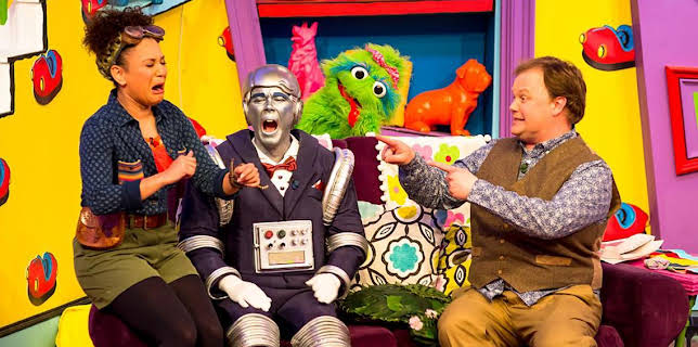 8:35 AM: Justin's House (S4) | Cbeebies | 11/21 2025