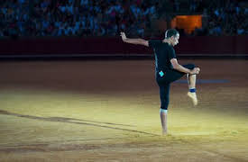 Move: Israel Galván