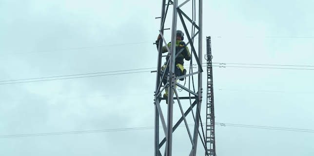 19:00: Högspänning (S5 E4) (S5) | Viasat 4 | 1/11 2026