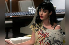 Don't Trust The B---- In Apartment 23 Season 1: Daddy's Girl...