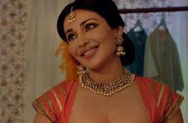 Akkad Bakkad Rafu Chakkar: Saam Daam Dand Bhed