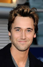Ryan Eggold som 