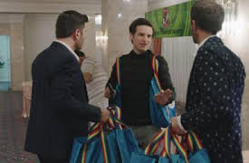 Club de Cuervos presenterar: Balladen om Hugo Sánchez: Packa solkrämen