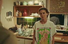 Sovande hundar: Kontakt