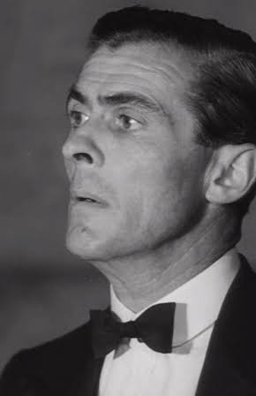 Edward Underdown as Colonel William Hicks