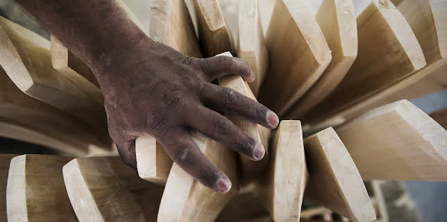 12:00: Hvordan gjør de det? (S16 E8) (S16) | Discovery Science | 11/9 2025