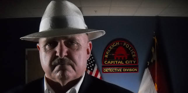 04:35: Nightmare Next Door (S1 E1) (S1) | Kanal 11 | 2/27 2026