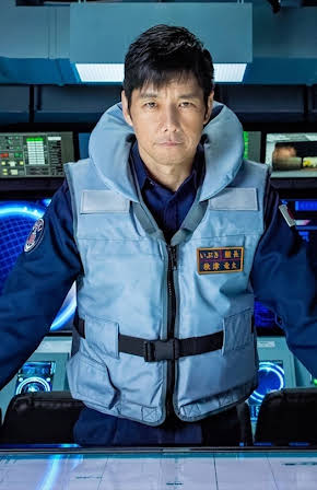 Hidetoshi Nishijima as 