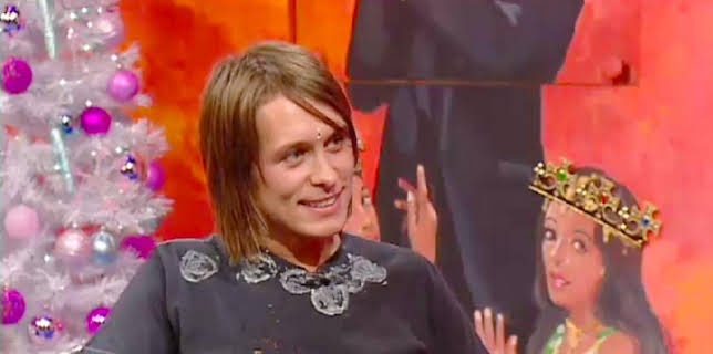 10:30 PM: The Kumars at No 42 | BBC Four | 12/16 2025