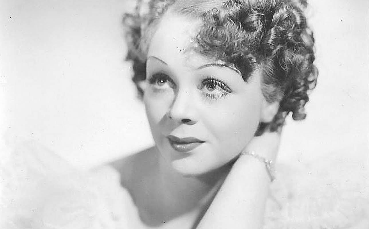 Iris Adrian