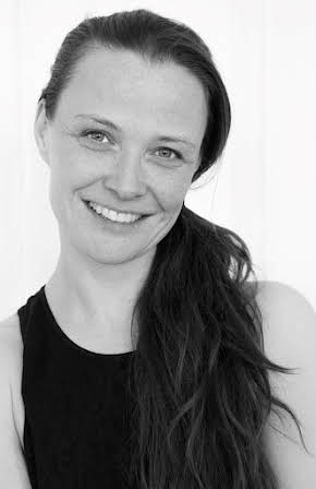 Laufey Elíasdóttir as 