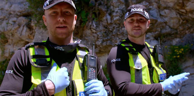 8:00 AM: Cops On The Rock (S1 E1) (S1) | Dave | 12/15 2025