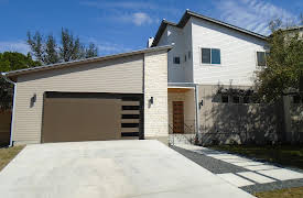 House Hunters: Volume 7, Season 162: Best Little Doghouse in Texas