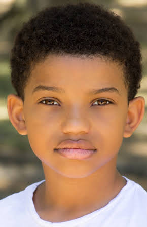 Lonnie Chavis as 