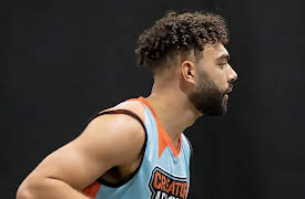 Creator League, Season 1: D'vontay Friga vs. Matt Kiatipis