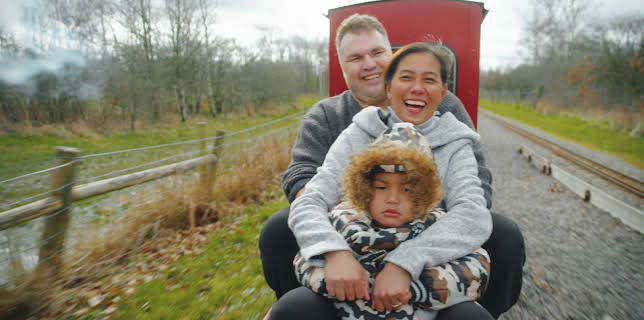 01:35: 90 Day Fiance UK (S1 E6) (S1) | TLC | 11/22 2025