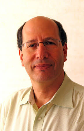 Ralph Guggenheim as 