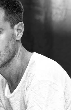 Fabien Ducommun as 