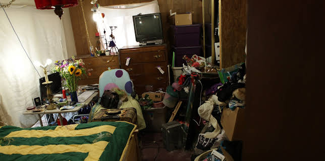 06:25: Hoarding: Buried Alive (S5 E10) (S5) | TLC | 11/20 2025