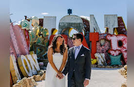 Hitched In Vegas: Ray & Carole / Ryan & Paula
