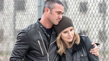 19:15: Chicago P.D. (S4 E9) (S4) | Viasat Series | 8/18 2026