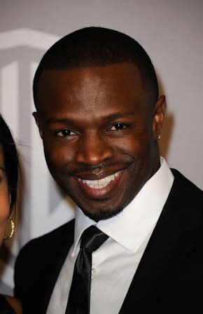 Sean Patrick Thomas as 