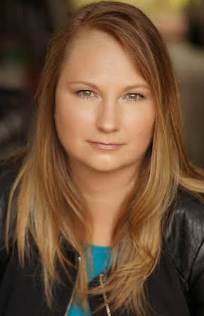Lynn Lageman as 