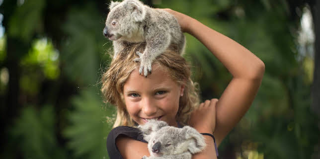 06:00: Dodo Heroes: Izzy, la niña que susurraba a los koalas | Discovery | 2/10 2025