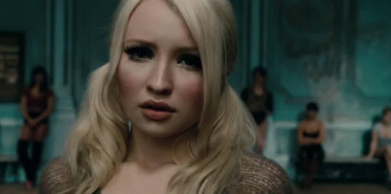 Sucker Punch (2011)