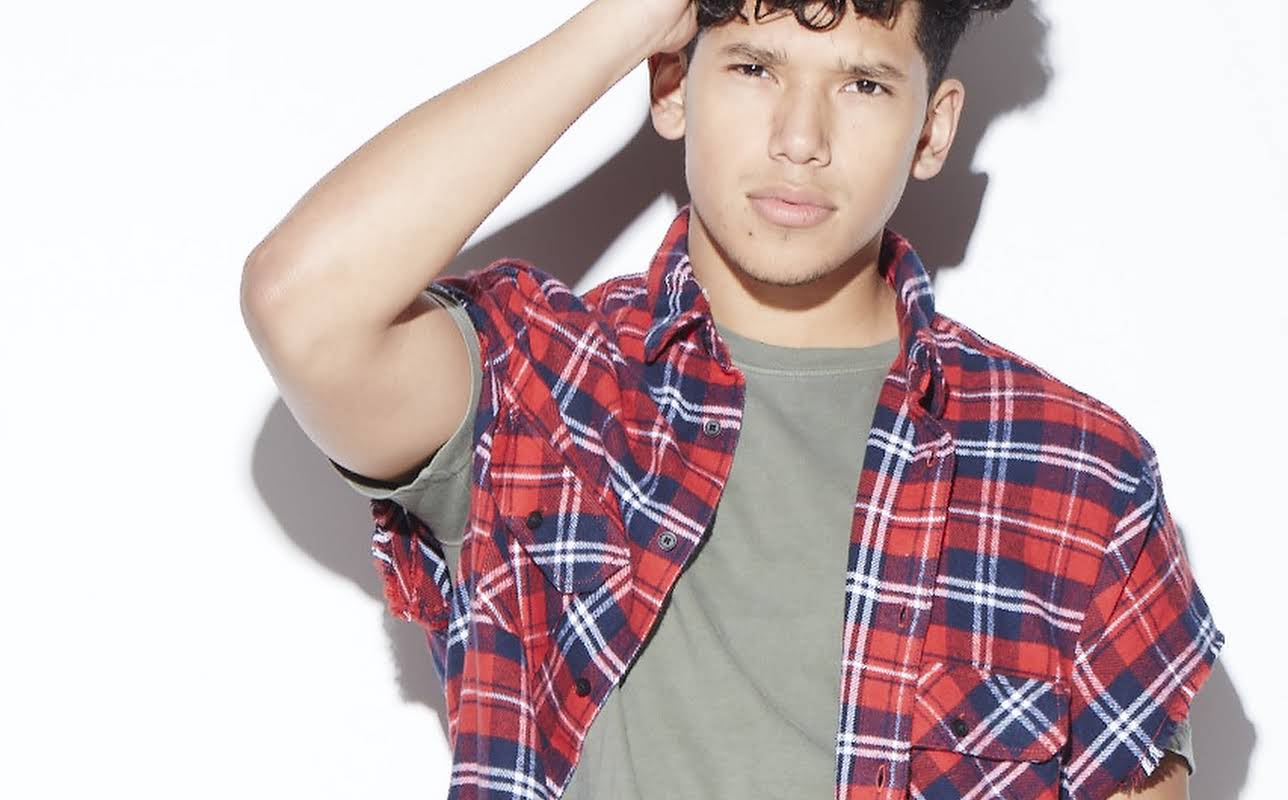 Alexander Dominguez