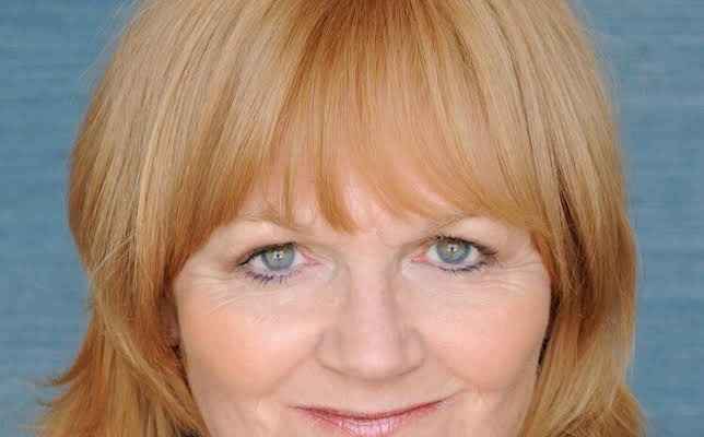 Lesley Nicol