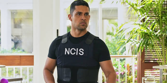 20:15: Navy CIS: Hawaii | Sixx | 3/23 2026