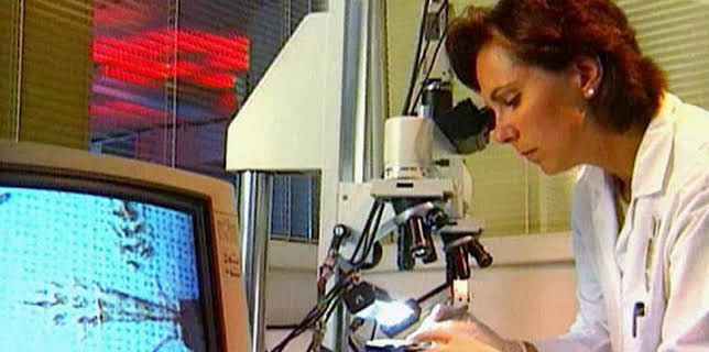 02:00: Medical Detectives - Geheimnisse der Gerichtsmedizin | VOX | 12/29 2025