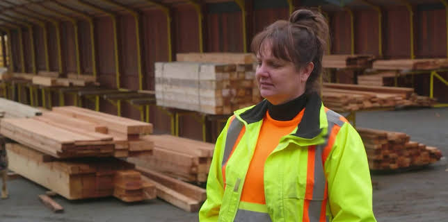 22:00: Tuffa timmerstockar (S3 E3) (S3) | TV10 | 2/2 2026