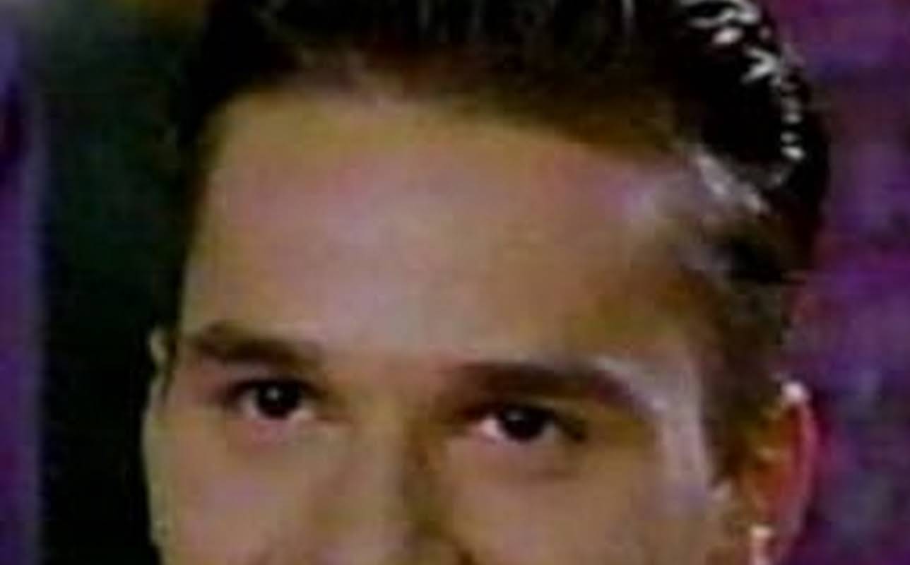 Steve Cardenas
