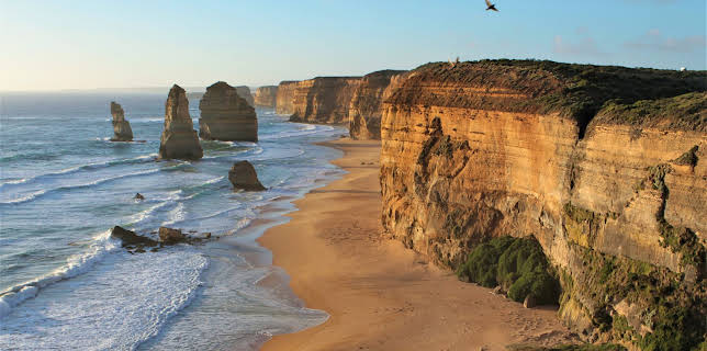 18:15: Die Great Ocean Road - Australiens schönste Küstenstraße (2/2) | 3SAT | 1/8 2026